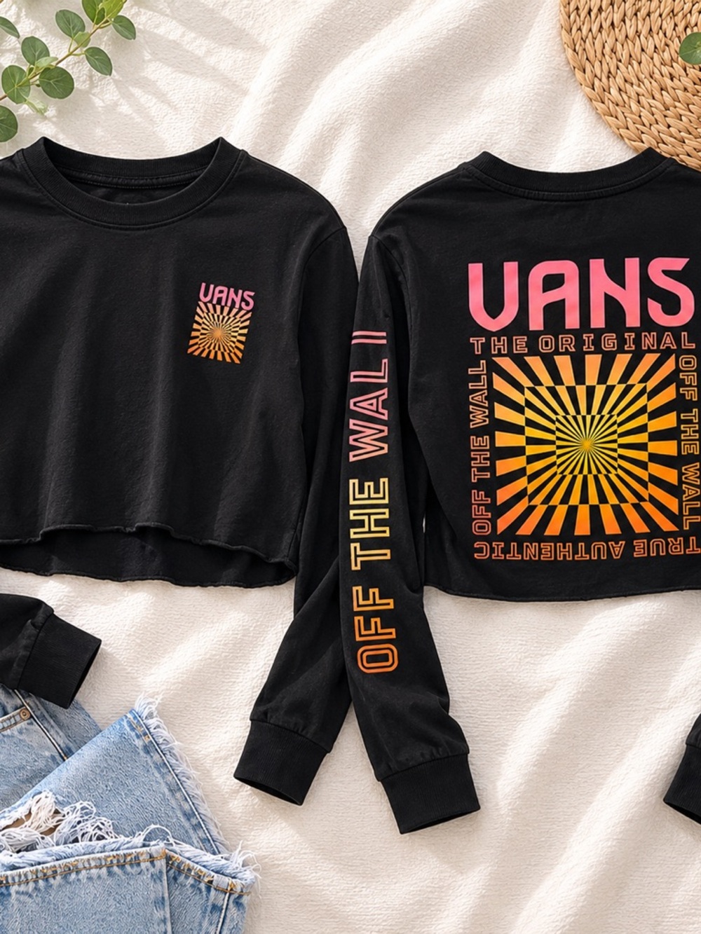 Vans Off The Wall Cropped Long Sleeve Graphic Tee Women’s Small Black